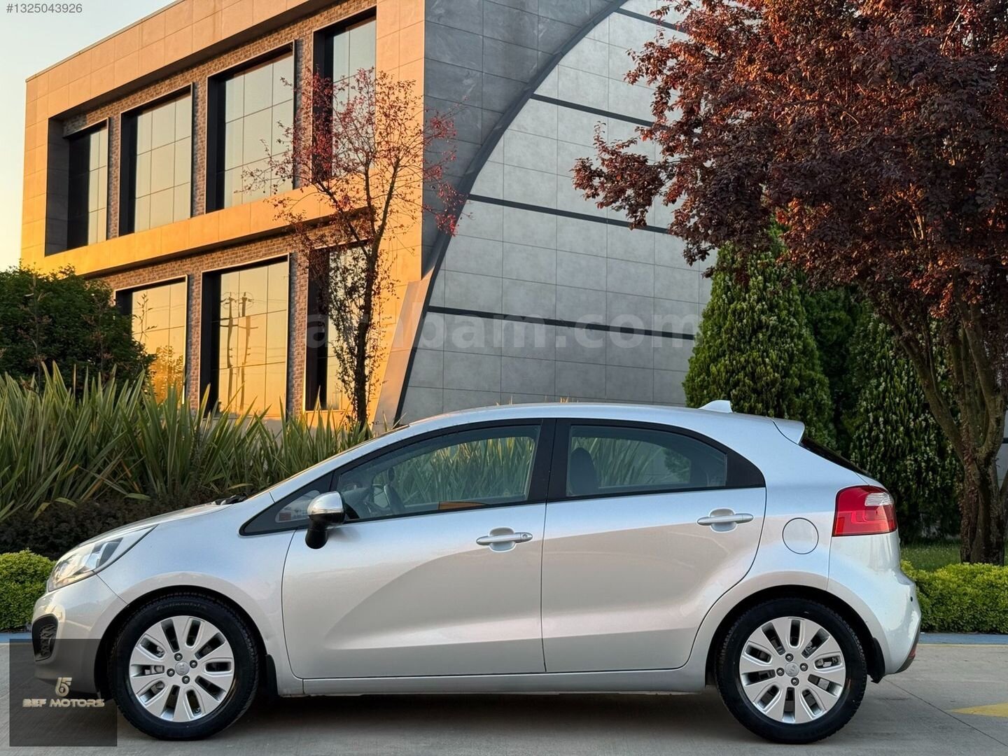 Galeriden Kia Rio 1.25 CVVT Fancy 2014 Model Sakarya 155.000 km Gri 2