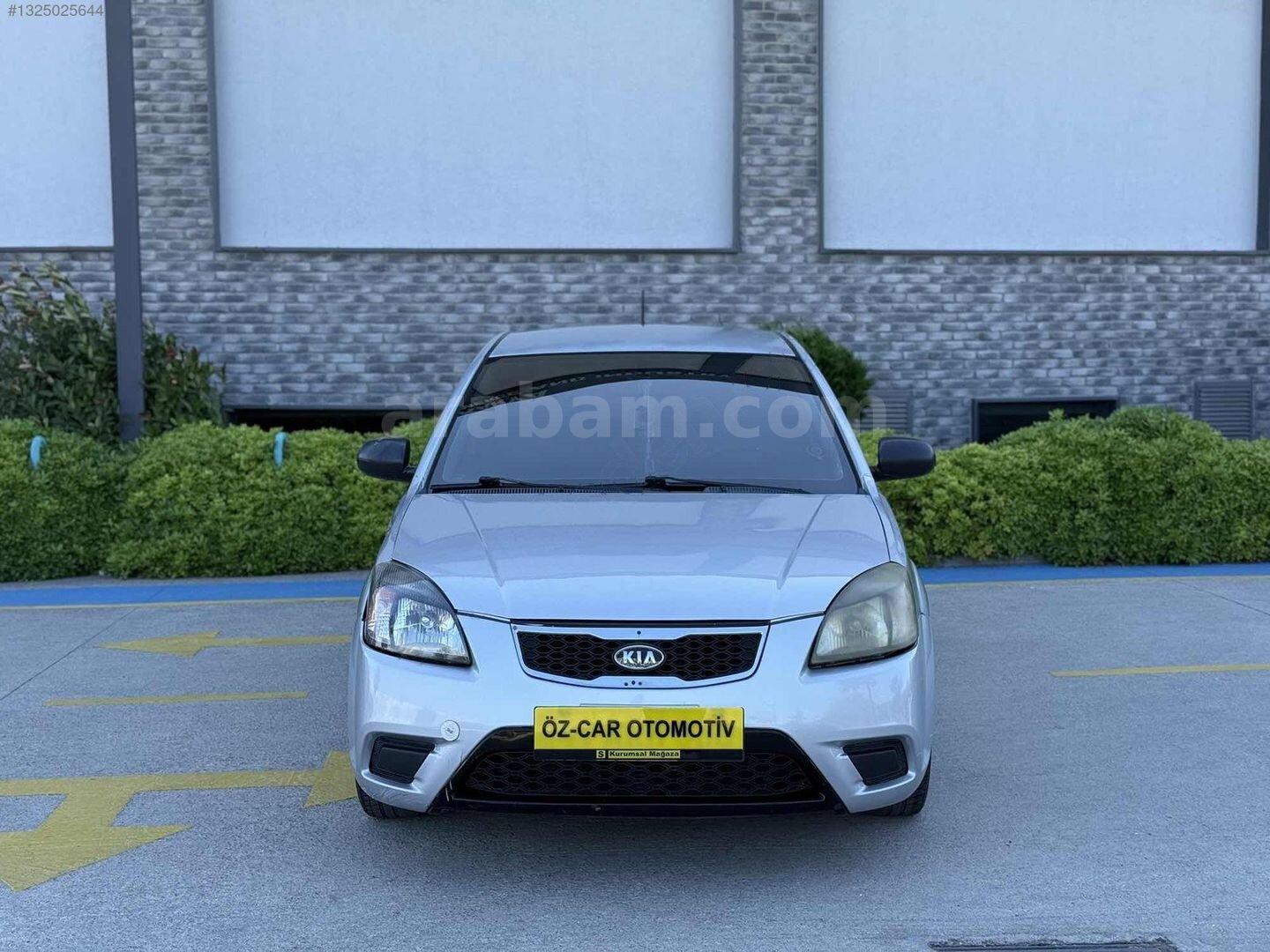 Galeriden Kia Rio 1.4 GSL Trend 2011 Model Sakarya 301.000 km Gri 2