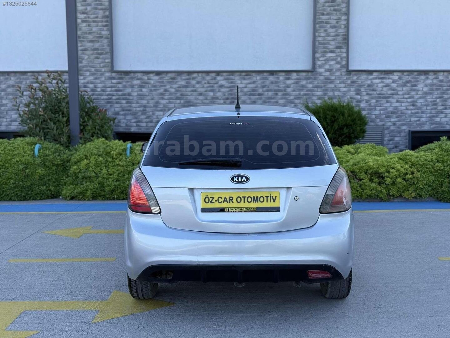 Galeriden Kia Rio 1.4 GSL Trend 2011 Model Sakarya 301.000 km Gri 6