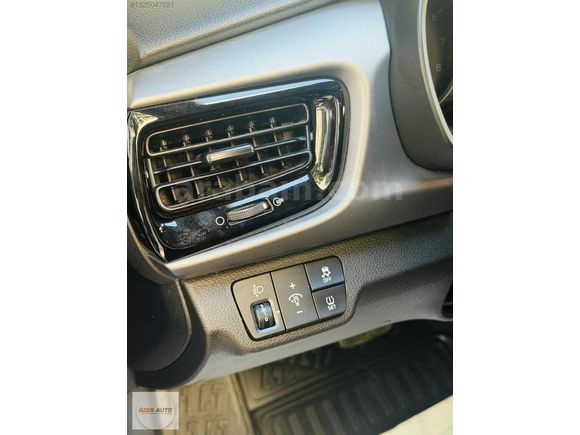"ÖZER AUTO" BOYASIZ DEĞİŞENSİZ SERVİS BAKIMLI 31.700KM