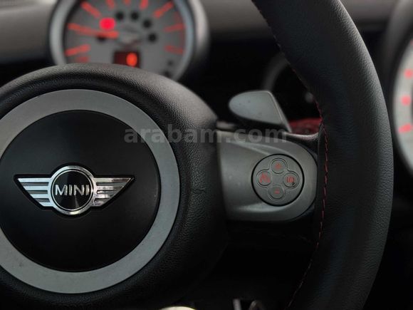 **DEĞİŞENSİZ*2010*MODEL*175.000'KM*COOPER-S*OTOMATİK*KIRMIZI**