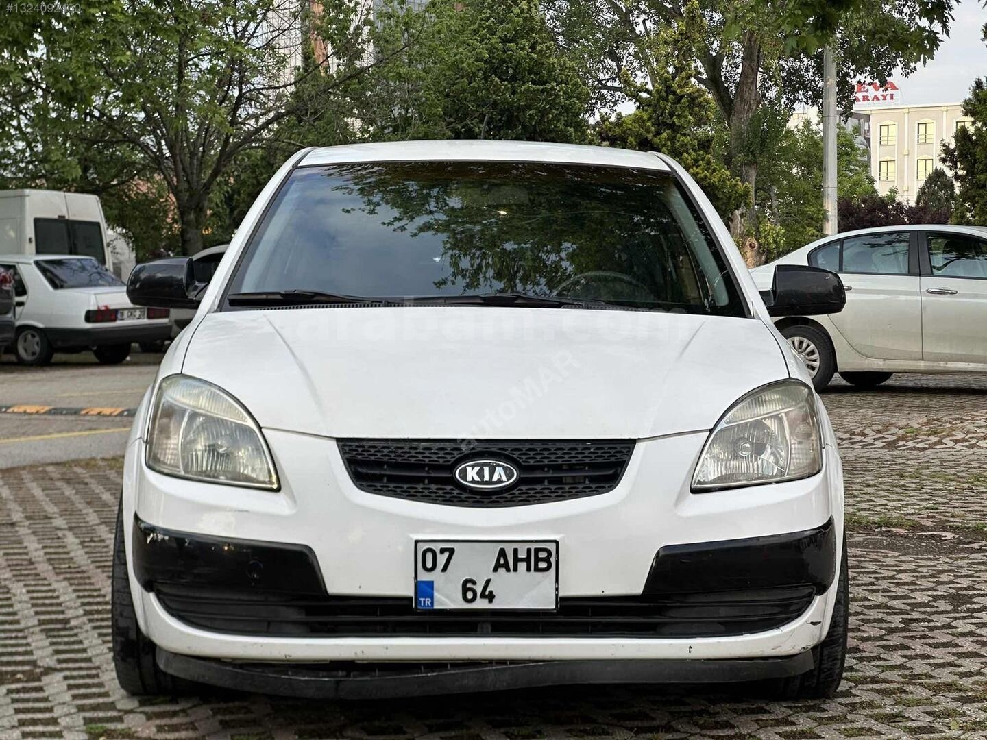 Galeriden Kia Rio 1.5 CRDi EX Comfort 2006 Model Bursa 285.000 km Beyaz 2