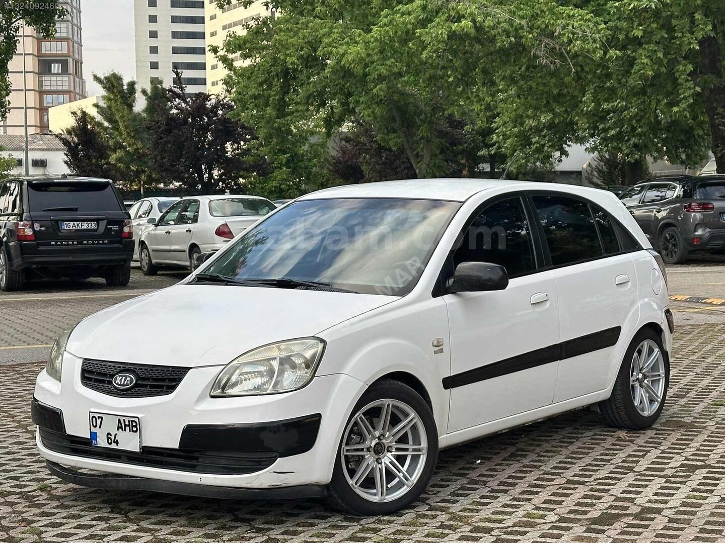 Galeriden Kia Rio 1.5 CRDi EX Comfort 2006 Model Bursa 285.000 km Beyaz 4