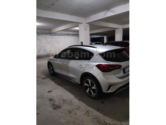 Sahibinden Ford Focus 1.5 EcoBlue Active Stil 2024 Model 