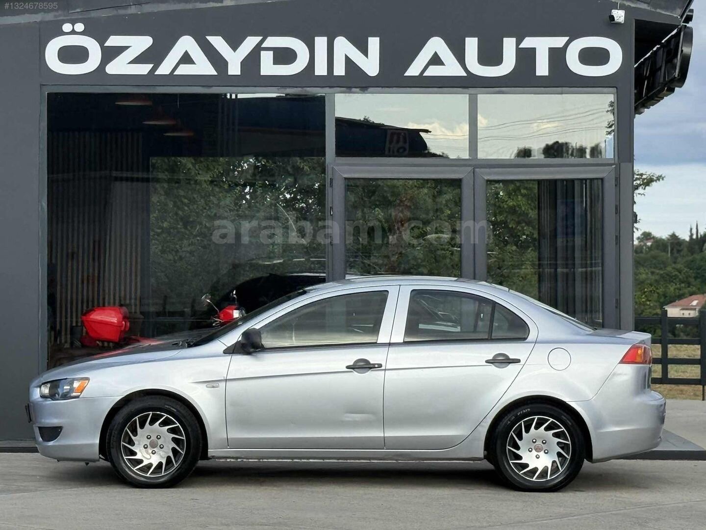 Galeriden Mitsubishi Lancer 1.5 Inform 2010 Model Samsun 199.000 km Gri 7