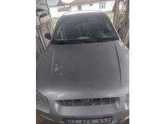 Sahibinden Hyundai Accent 1.3 LX 2001 Model  200.000 km Gri