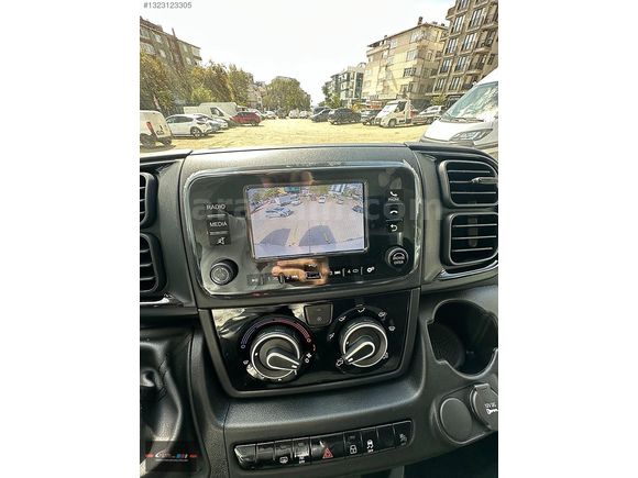 GÜNLÜK-AYLIK 17.3m PANELVAN ARAÇ KİRALAMA SAVİS RENT A CAR'DAN