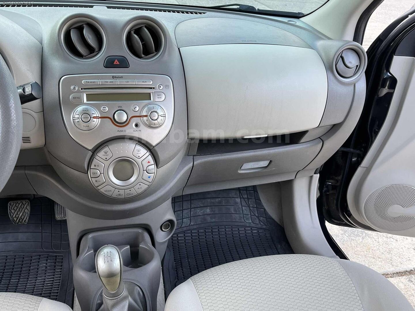 Galeriden Nissan Micra 1.2 Match 2011 Model Antalya 107.000 km Siyah 5
