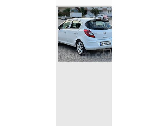 Sahibinden Opel Corsa 1.4 Twinport Essentia 2011 Model 