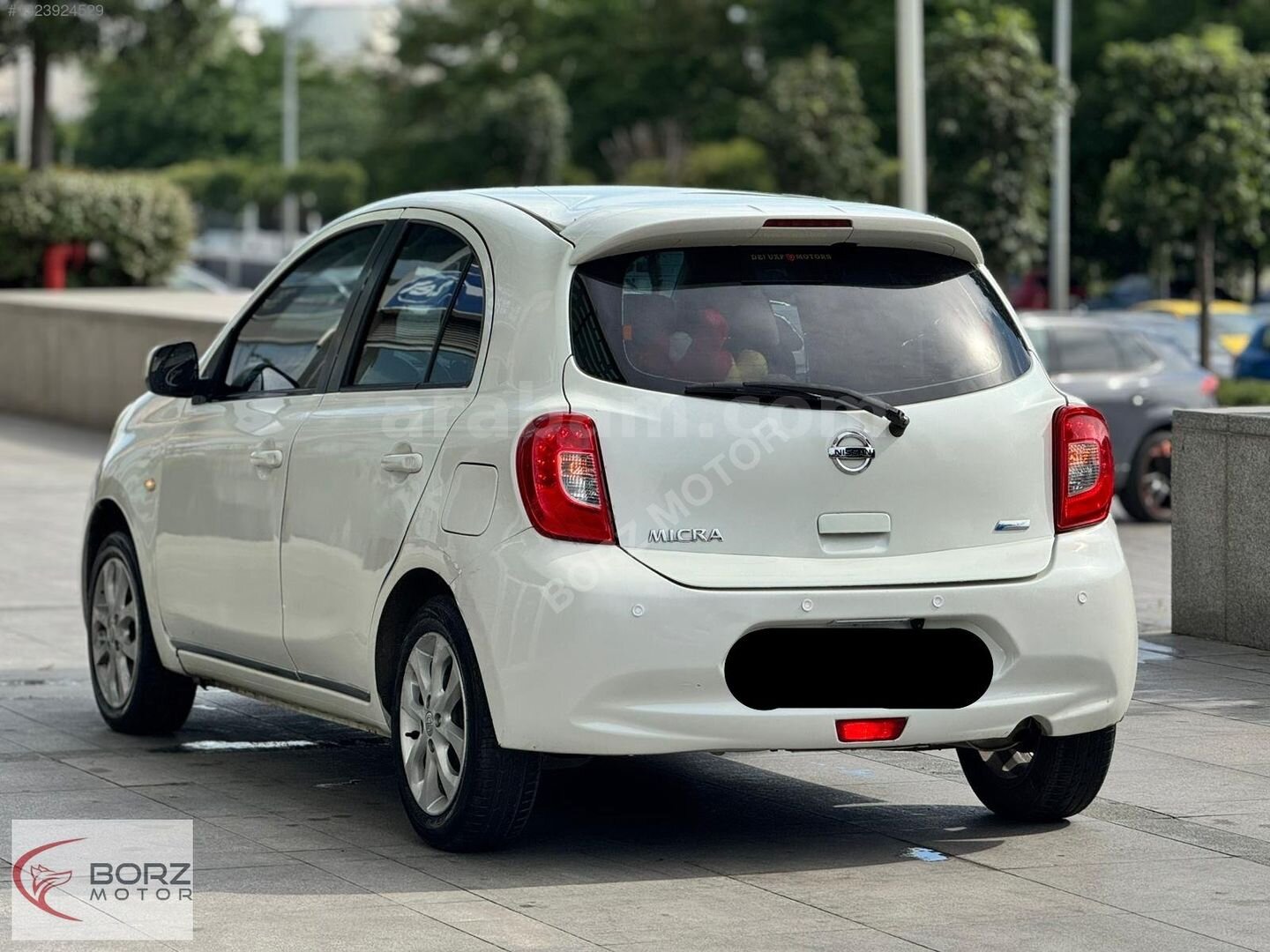 Galeriden Nissan Micra 1.2 Match 2014 Model İstanbul 137.000 km Beyaz 4