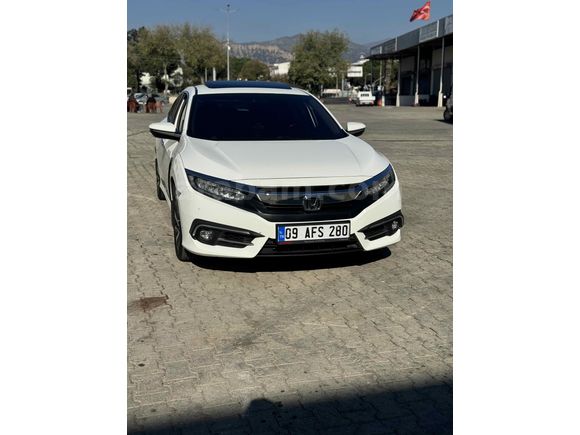 Sahibinden Honda Civic 1.6i VTEC Executive 2018 Model  105000 km Beyaz