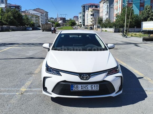 Sahibinden hatasız  Toyota Corolla 1.5 Vision 2021 Model
