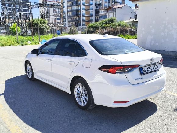 Sahibinden hatasız  Toyota Corolla 1.5 Vision 2021 Model