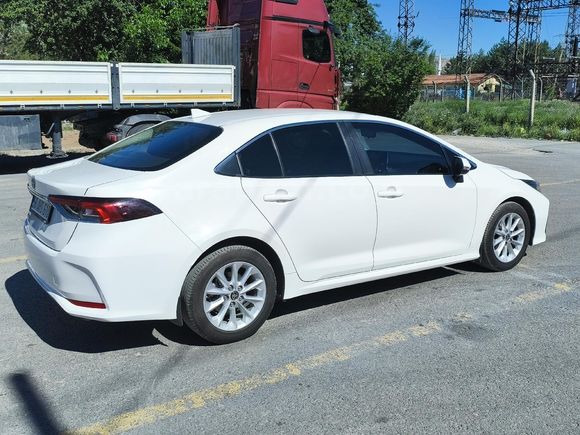 Sahibinden hatasız  Toyota Corolla 1.5 Vision 2021 Model