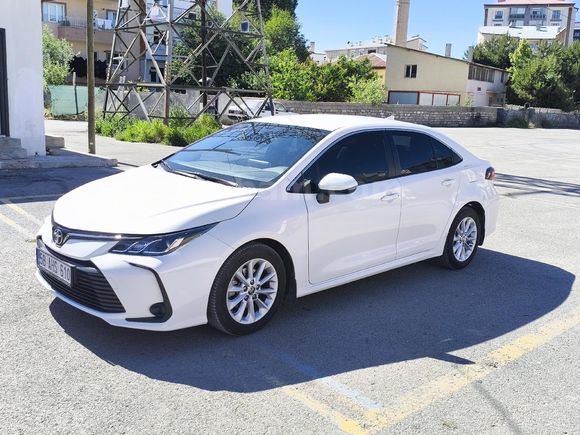 Sahibinden hatasız  Toyota Corolla 1.5 Vision 2021 Model