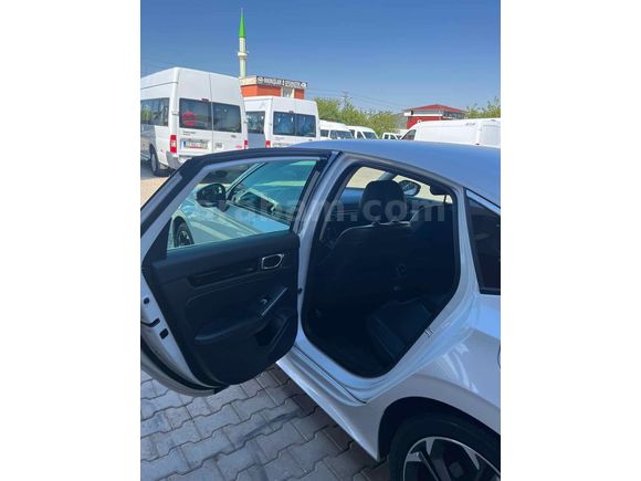 Sahibinden Honda Civic 1.5 i-VTEC Eco Executive Plus 2023 Model 
