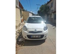 Otomatik vites. 175.000 km.Tek degisenli.Lpg.li