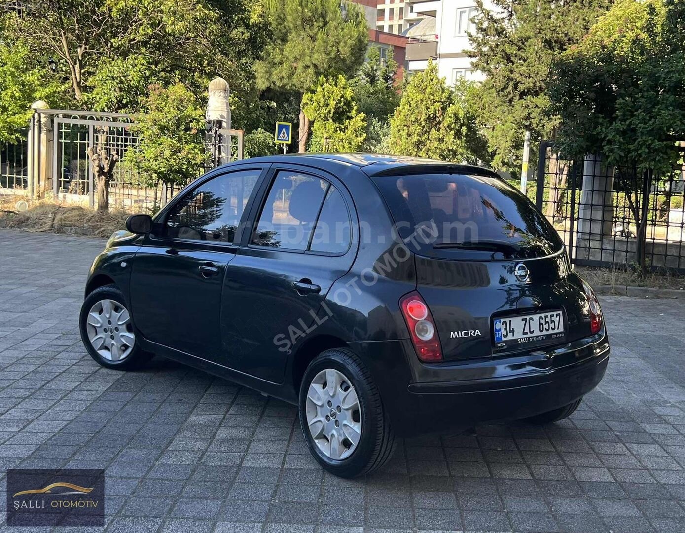 Galeriden Nissan Micra 1.2 Passion 2008 Model İstanbul 214.000 km Siyah 4