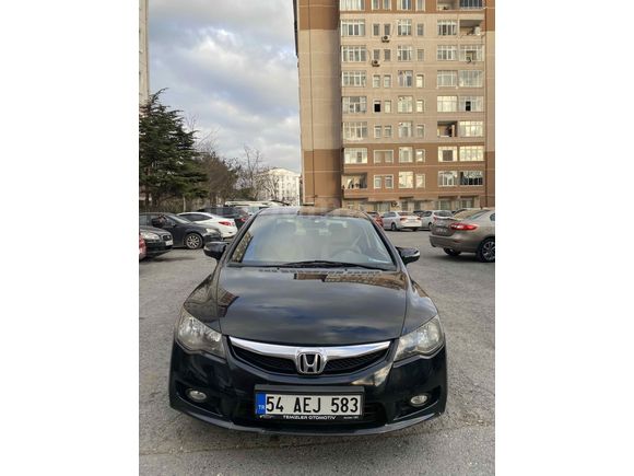 SAHİBİNDEN TEMİZ AİLE ARABASI