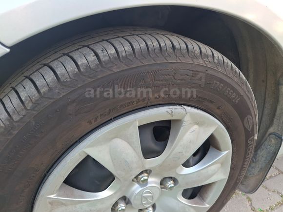 EMEKLİ ÖĞRETMENDEN BAKIMLI GETZ