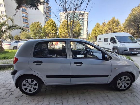 EMEKLİ ÖĞRETMENDEN BAKIMLI GETZ