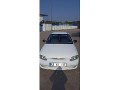 Sahibinden Hyundai Accent 1.5 GLS 1999 Model  Beyaz