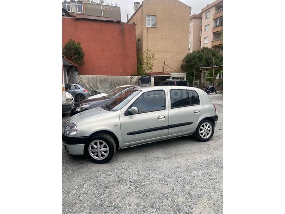 Sahibinden Renault Clio 1.6 RXT 2000 Model