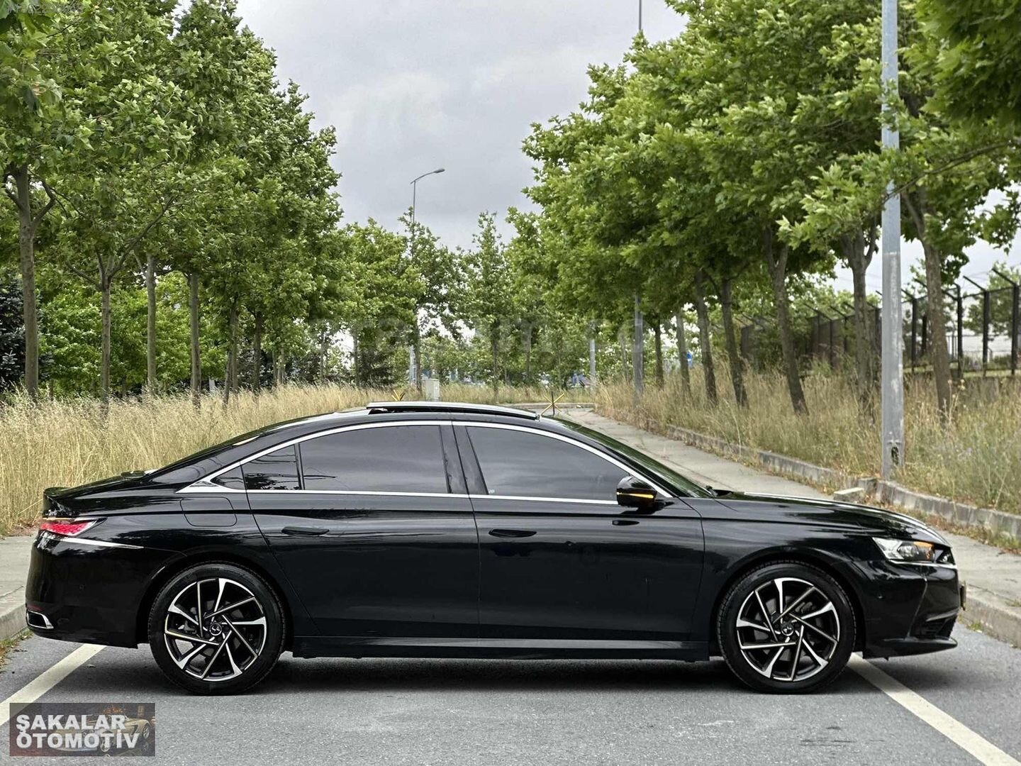 Galeriden DS Automobiles DS9 1.6 Puretech Opera 2022 Model İstanbul 139.000 km Siyah 6