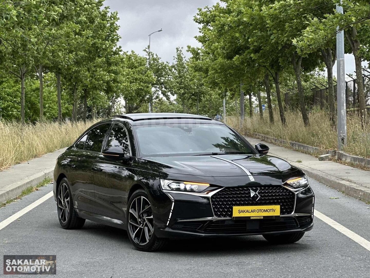 Galeriden DS Automobiles DS9 1.6 Puretech Opera 2022 Model İstanbul 139.000 km Siyah 7