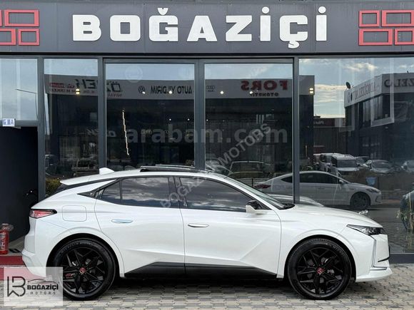 2023 DS 4 1.5 BLUEHDİ PERFORMANCE LİNE HATASIZ SADECE 10 BİN KM