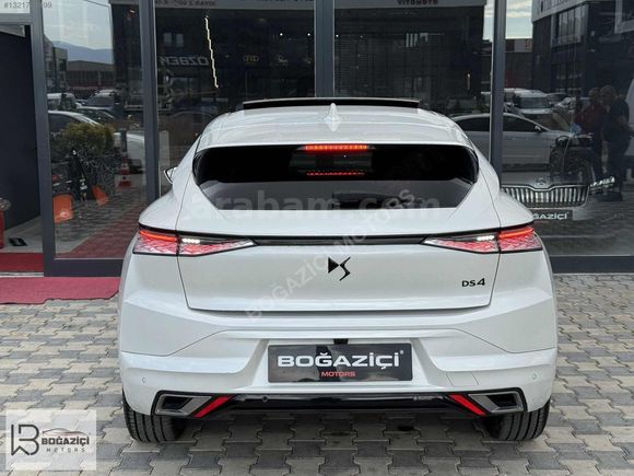 2023 DS 4 1.5 BLUEHDİ PERFORMANCE LİNE HATASIZ SADECE 10 BİN KM