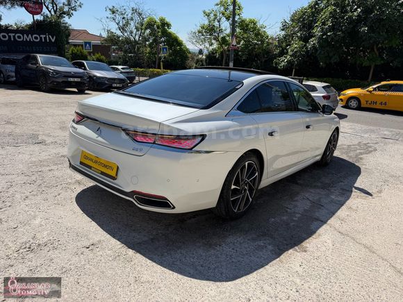 2023 MODEL DS9 OPERA 1.6 E-TENSE HATASIZ SADECE 51.000 KM