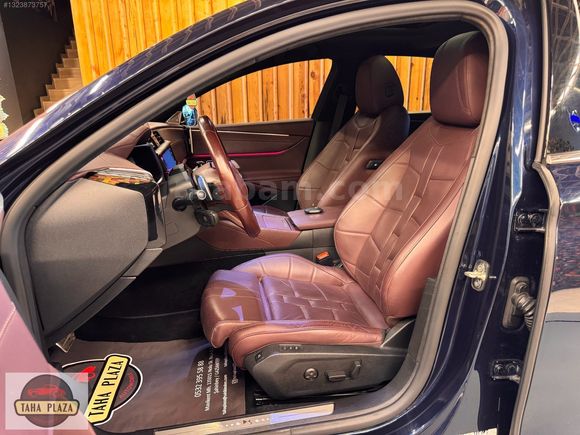 2023 DS9 1.6 E-Tense Opera Hybrit 250 Hp+Isıtma+Soğutma+BOYASIZ+