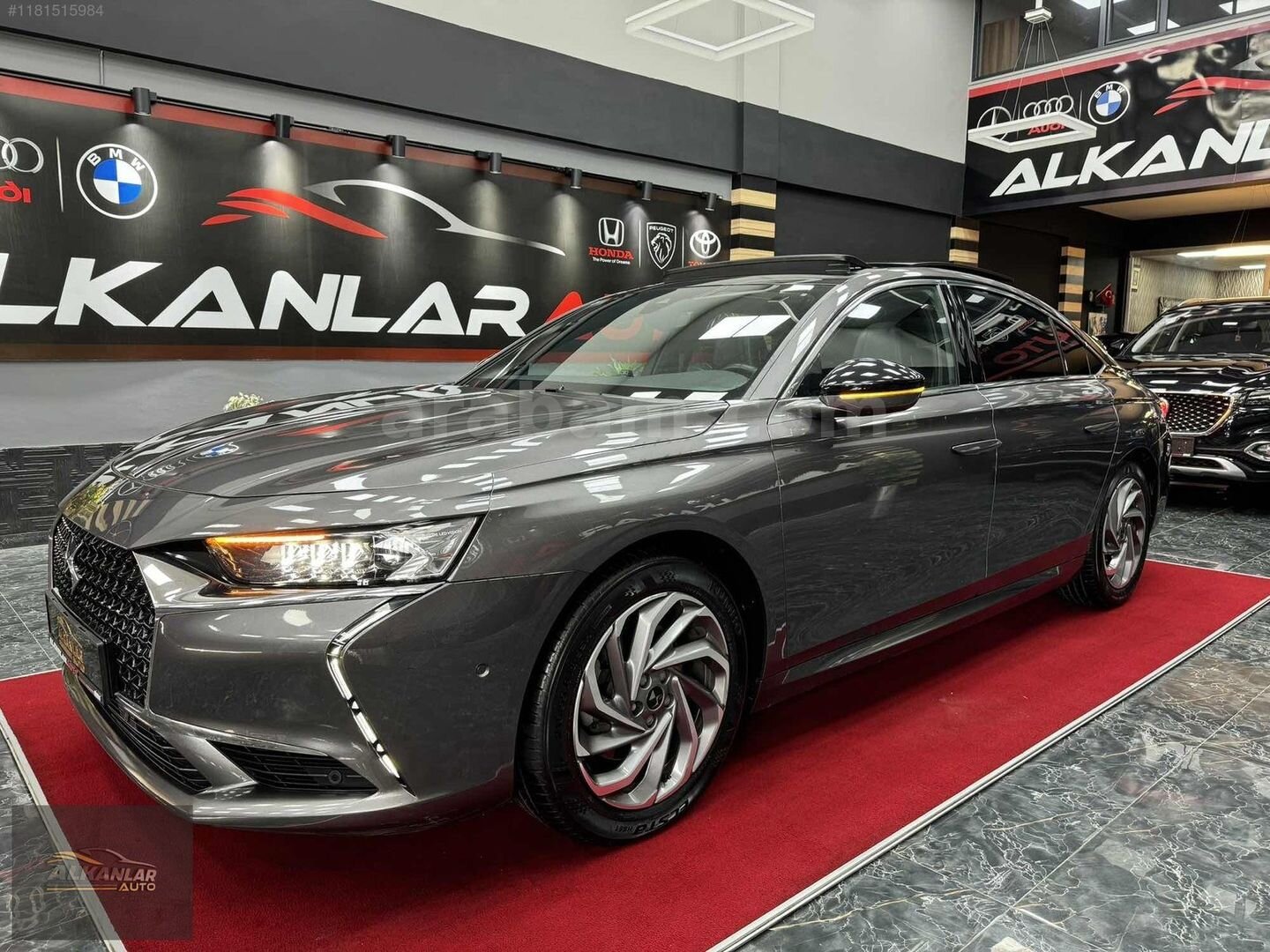 Galeriden DS Automobiles DS9 1.6 Puretech Opera 2022 Model Sivas 82.000 km Füme 5