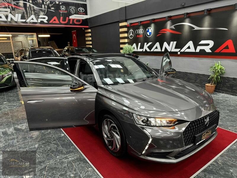 Galeriden DS Automobiles DS9 1.6 Puretech Opera 2022 Model Sivas 82.000 km Füme