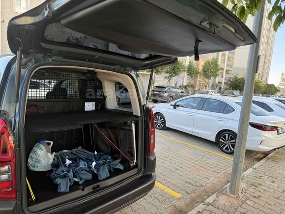 Sahibinden Fiat Doblo Combi 1.2 PureTech Easy 2025 Model 