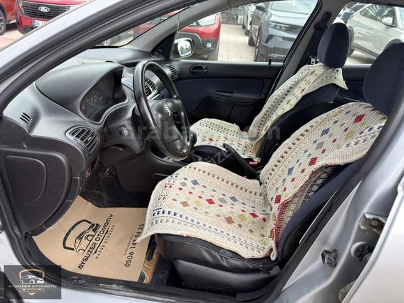 PEUGEOT 206 MASRAFSIZ KLİMALI