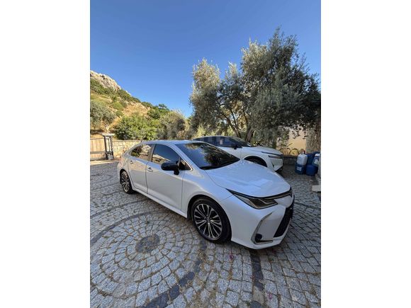 Sahibinden Toyota Corolla 1.5 Passion X-Pack 2023 Model 