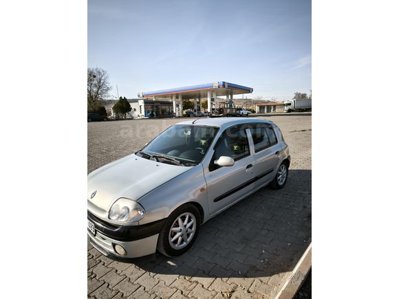 Sahibinden Renault Clio 1.4 Alize 2002 Model  232.000 km Gri (Gümüş)