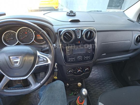 Sahibinden Dacia Lodgy 1.5 dCi Stepway 2017 Model  çok temiz