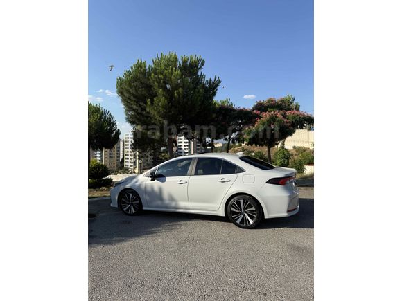 Sahibinden Toyota Corolla 1.5 Flame X-Pack 2025 Model 