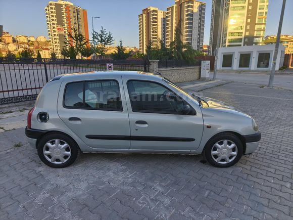 Sahibinden Renault Clio 1.6 RTE 2000 Model Ankara