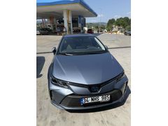 Sahibinden Toyota Corolla 1.8 Hybrid Flame X-Pack 2022 Model 