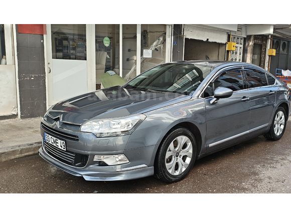 ağır bakımları yeni nadir kalanlardan sunrooflu otomatik c5