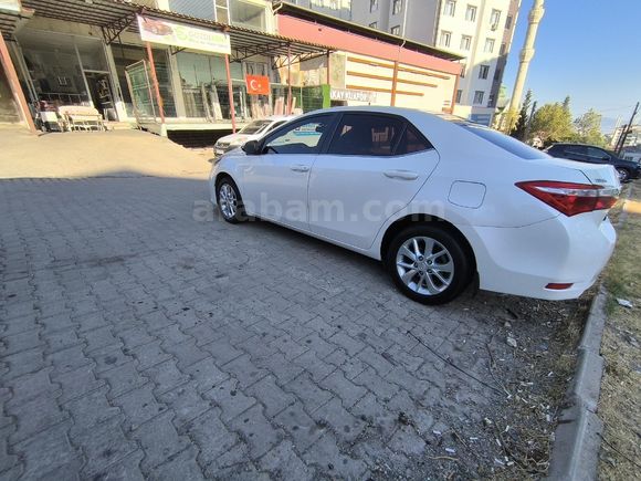 Sahibinden Toyota Corolla 1.6 Advance 2015 Model