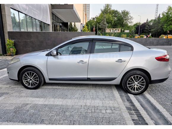 1 parça boyalı çok temiz 2012 model fluence