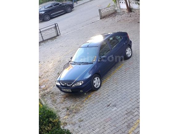 Sahibinden Renault Megane 1.6 Expression 2001 Model