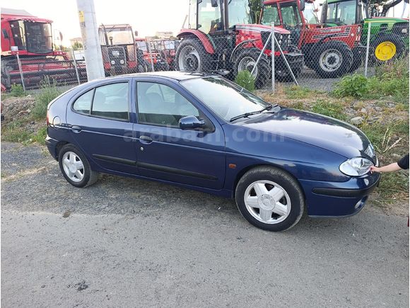 Sahibinden Renault Megane 1.6 Expression 2001 Model