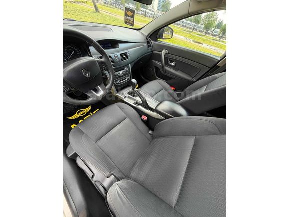 2011 MODEL 233000KM DİZEL RENAULT LATITUDE