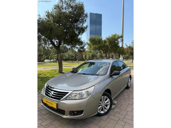 2011 MODEL 233000KM DİZEL RENAULT LATITUDE